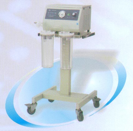電動吸引器